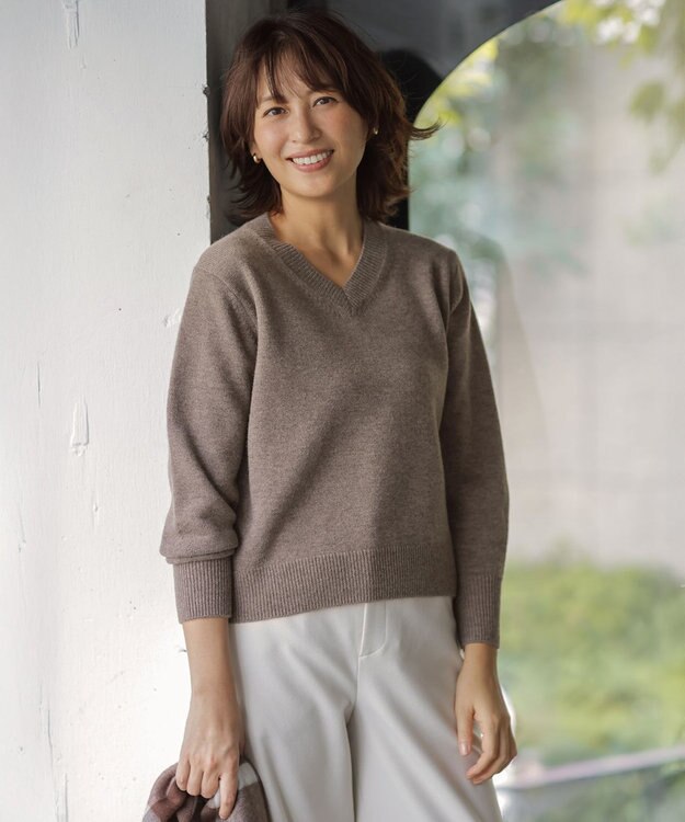 J.PRESS LADIES CASHBIT NEO Vネック ニット モカ系