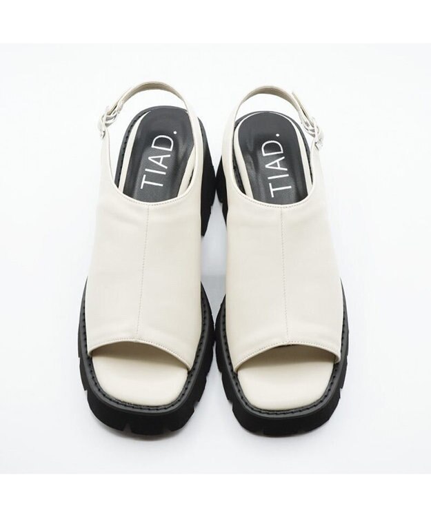 APOM プラットフォームカバーサンダル アイボリー