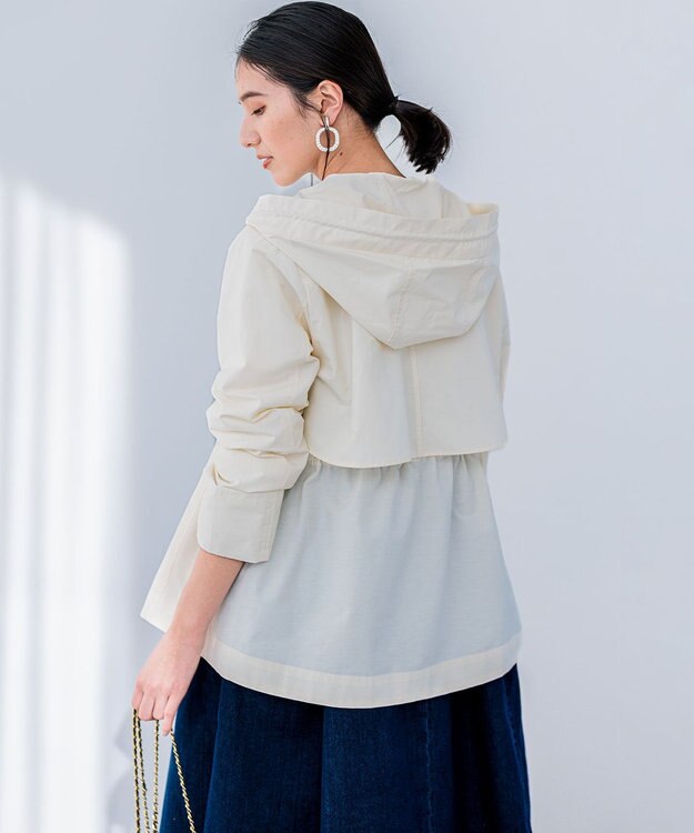 組曲 L 【フード取り外し可】2WAYショート丈ライトアウター パールホワイト系