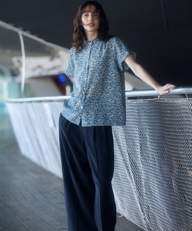 組曲 フラワーガーデンプリント ブラウス ブルー系