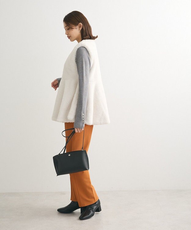 Green Parks ・ＥＬＥＮＣＡＲＥ　ＤＵＥペプラムフェイクファーベス Ivory