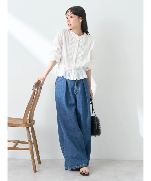 earth music&ecology ピンタックフリルブラウス Off White