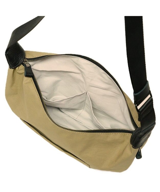 Regalo Felice 【防水 / 軽量 / キズやダメージに強い】ボディ＆ショルダー / REGALO BE(ベージュ)