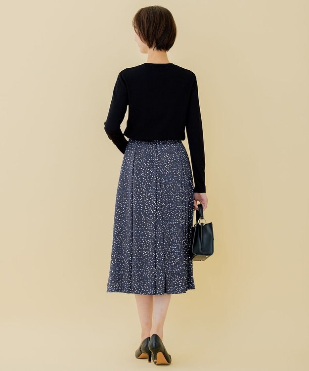 自由区 【XSサイズ～/洗える】レーヨンストレッチ プルオーバーニット ブラック系