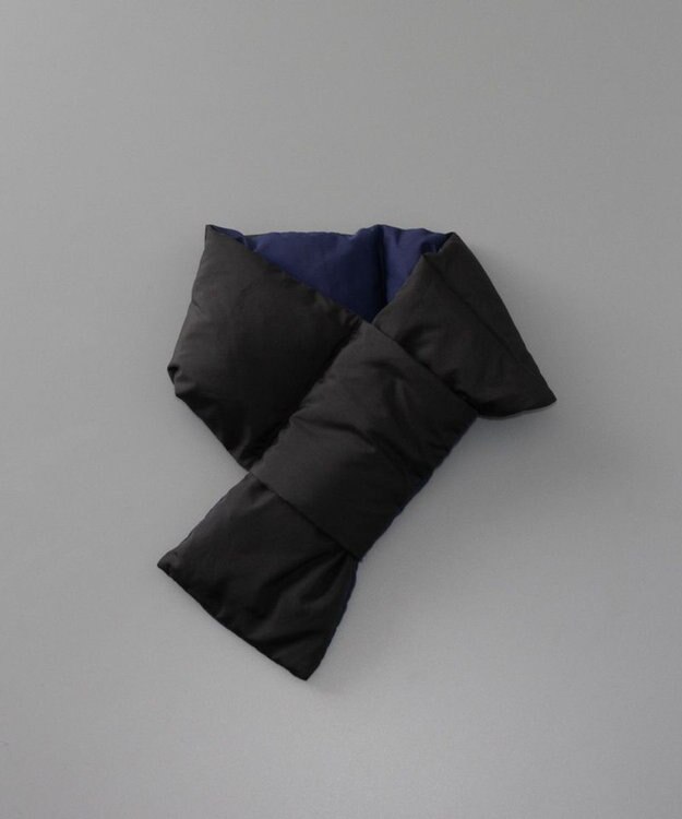 AURORA WEB限定 リバーシブル差込 ダウン マフラー ブラック×ネイビー