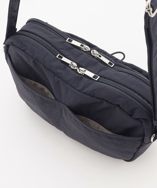 LA BAGAGERIE 【MONICA】クリンクルナイロン　ドロストショルダーバッグ ネイビー