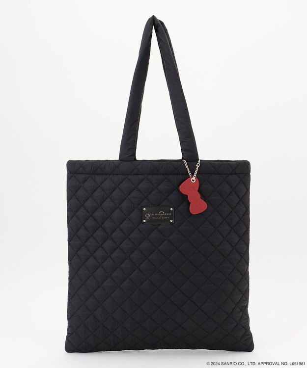 LA BAGAGERIE 【LA BAGAGERIE×HELLO KITTY】リボンチャーム付き　キルティングトート ブラック