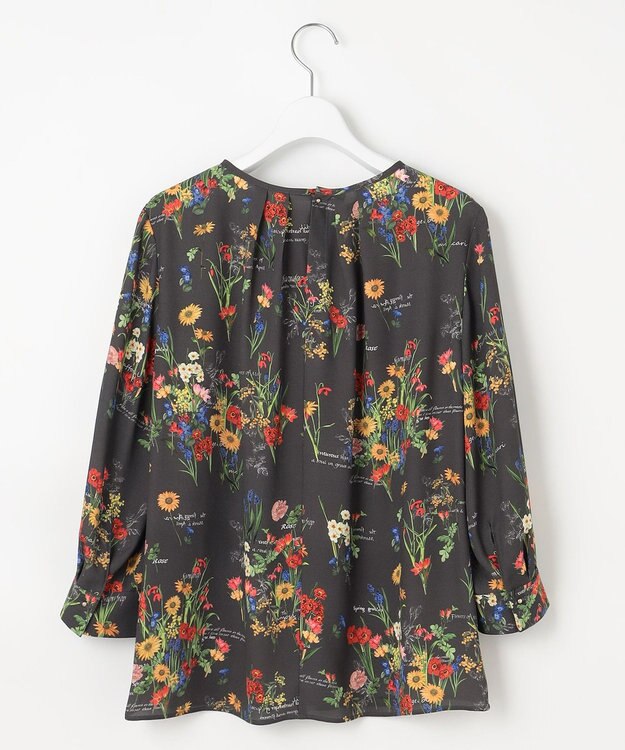 自由区 【洗える】フラワーガーデンプリント ブラウス スレート