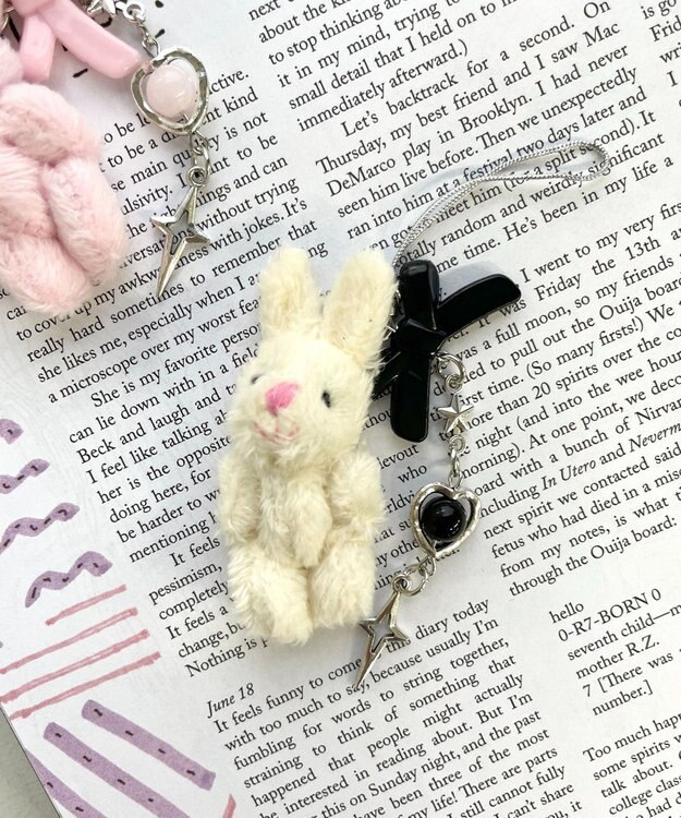 WEGO ミニうさぎビーズストラップキーホルダー オフホワイト