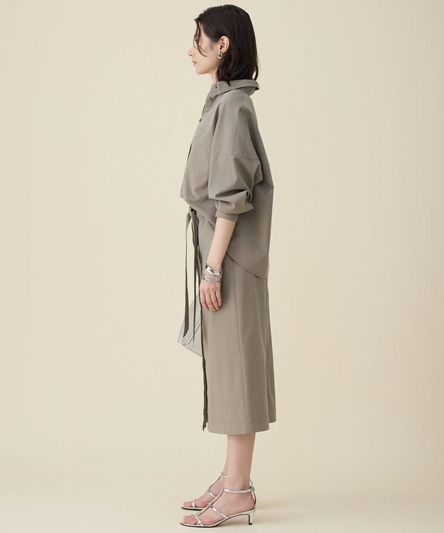 自由区 ブラッシュドコットンサテン シャツ カーキ