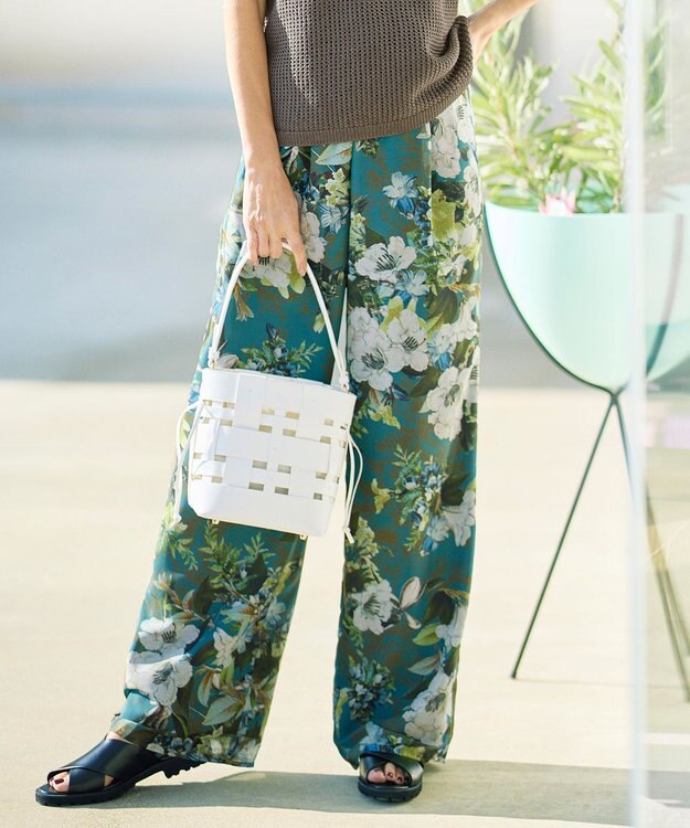 自由区 ボタニカルプリントドロスト パンツ ターコイズ系