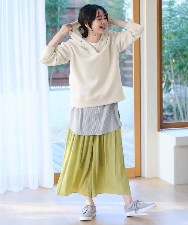 ANY 【洗える】ライトウエイト スリットネックパーカー ベージュ