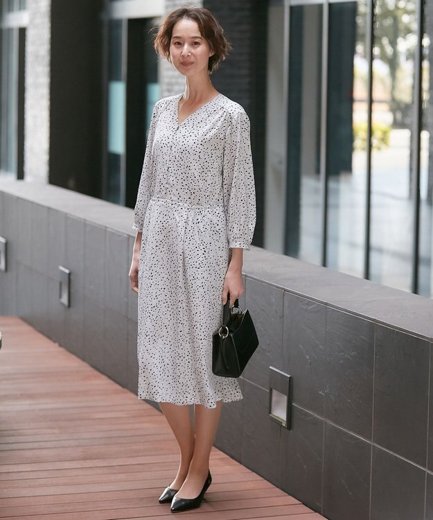 自由区 【XSサイズ～/洗える】フローイングドットプリント ワンピース ライトグレー系5