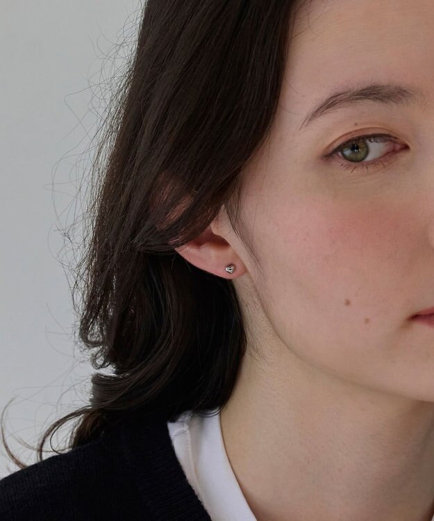 Phoebe 【金属アレルギー対応】パフィーハートピアス　シルバー/サージカルステンレス シルバー