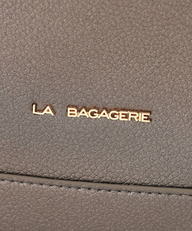 LA BAGAGERIE フロント金具デイリーリュック ガンメタリック