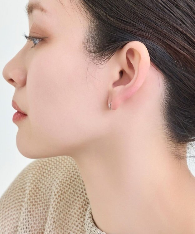 Phoebe 〈シリーズ累計販売10000点突破！〉〈金属アレルギー対応〉ミニフープピアス/サージカルステンレス　シルバー シルバー