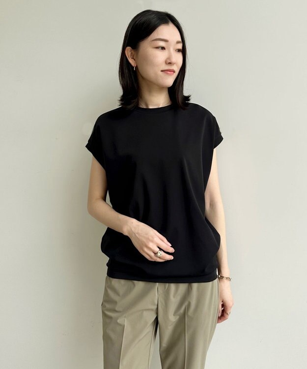 UNFILO L 【Oggi 6月号掲載】BEAUTY FORM フレンチスリーブTシャツ ブラック