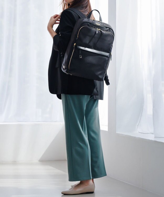 ACE BAGS & LUGGAGE 【雑誌掲載】 ace. ラプリム リュック レディースビジネス B4 15.6インチサイズ 68802 エース ブラック×ゴールド