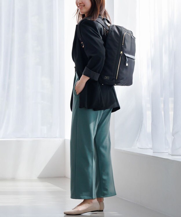 ACE BAGS & LUGGAGE 【雑誌掲載】 ace. ラプリム リュック レディースビジネス B4 15.6インチサイズ 68802 エース ブラック×ゴールド