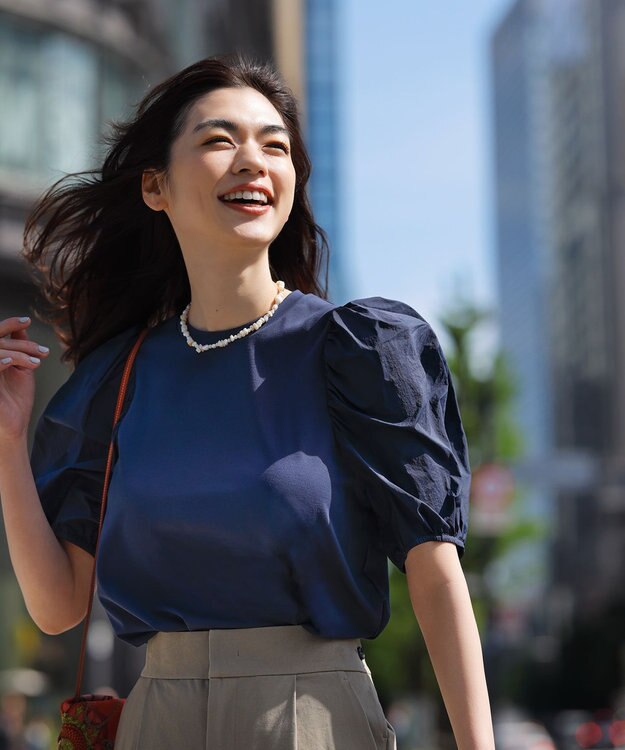UNFILO BEAUTY FORM パフスリーブ Tシャツ ネイビー系