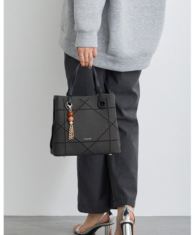 MioFIRANO カジュアルシッククロスラインハンドバッグ 2WAY チャーム付き　FIRANO フィラノ DARK GRAY
