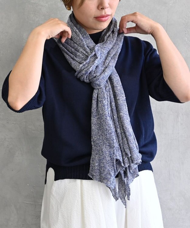 AND WOOL 〈上質な素材と手仕事から生まれた優しいニット〉シルクリネンのストール ネイビーモク