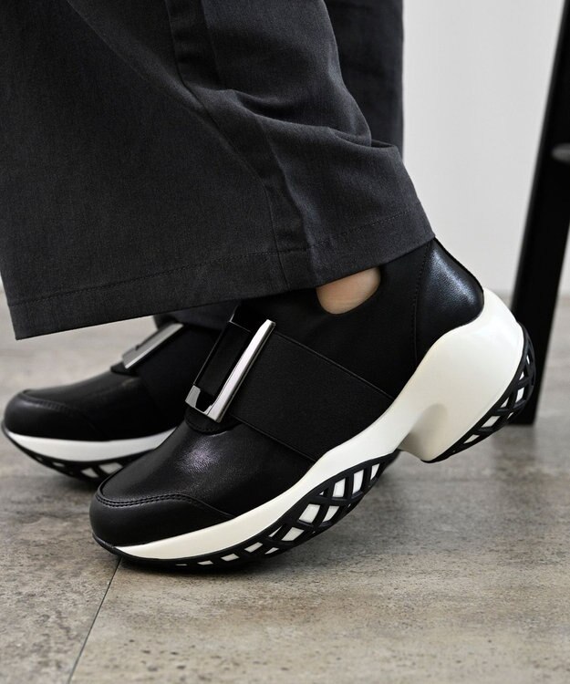 APOM 晴雨兼用　プラットフォームスリップオンスニーカー ブラック