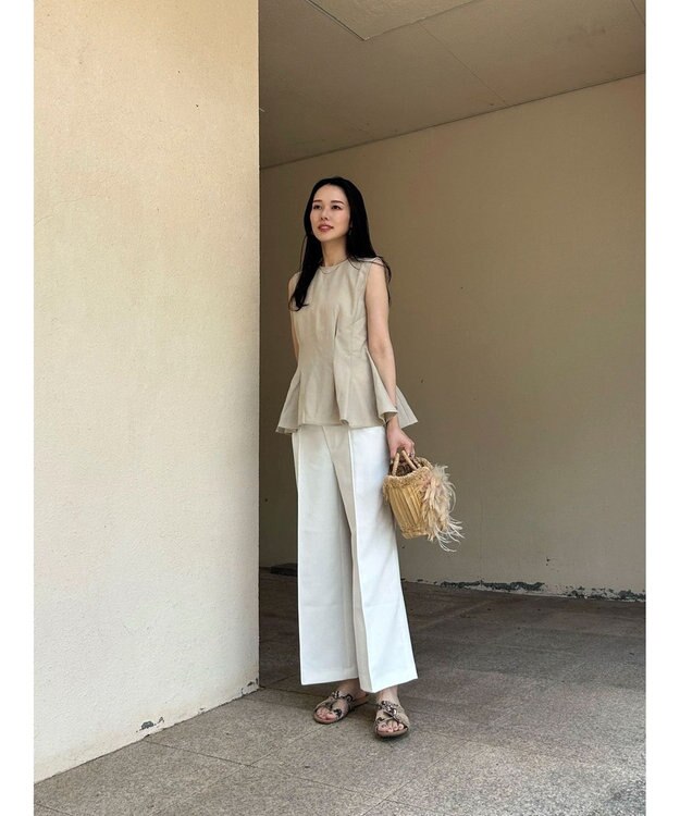 Green Parks AnriettMusee ノースリーブタックペプラムブラウス Beige