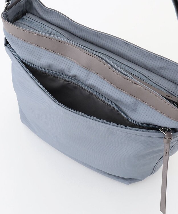 Y'SACCS コーデュロイライクナイロンショルダー ブルー