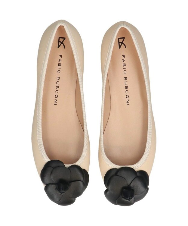 INTER-CHAUSSURES 【FABIO RUSCONI】ラウンドトウフラットカメリアバレエ アイボリー
