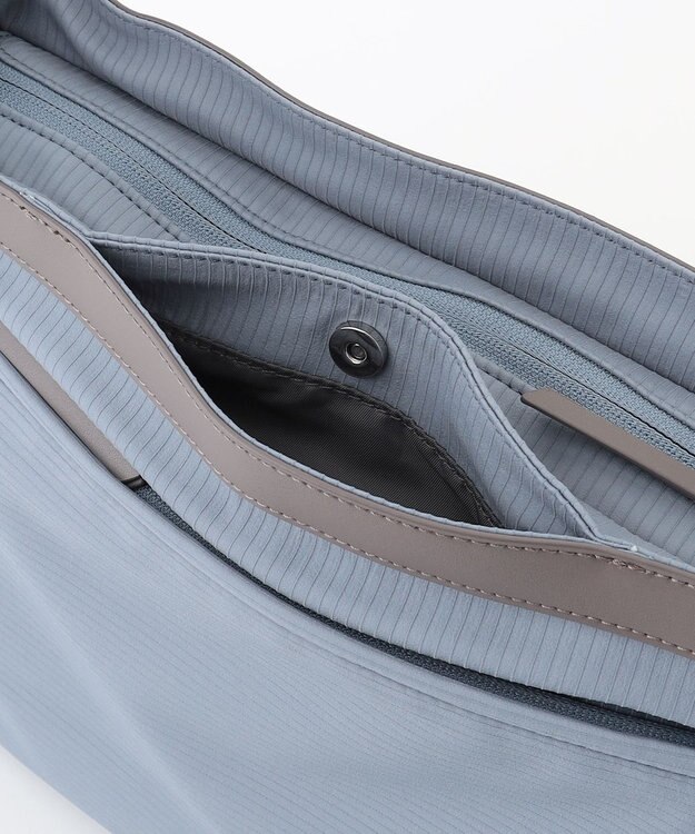 Y'SACCS コーデュロイライクナイロンショルダー ブルー