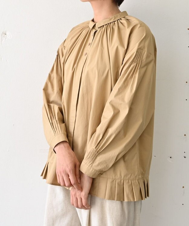 muuc 〈オーガニックコットン〉〈コットンブロード生地〉〈カラーにより異なる生地〉〈通年着られる〉コットン裾プリーツ ブラウス ベージュ