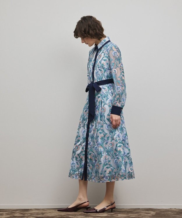 GRACE CONTINENTAL マルチフラワー刺繍フレアワンピース ブルー