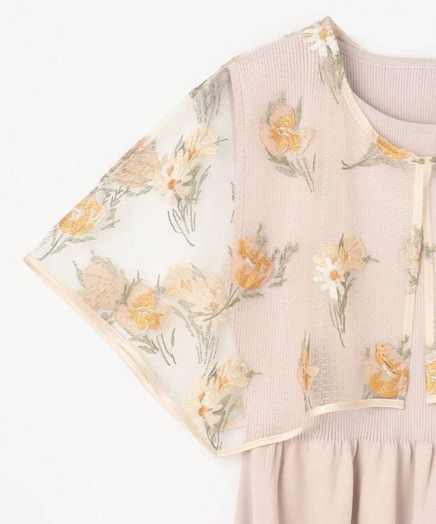 GRACE CONTINENTAL 刺繍ケープニットトップ ベージュ