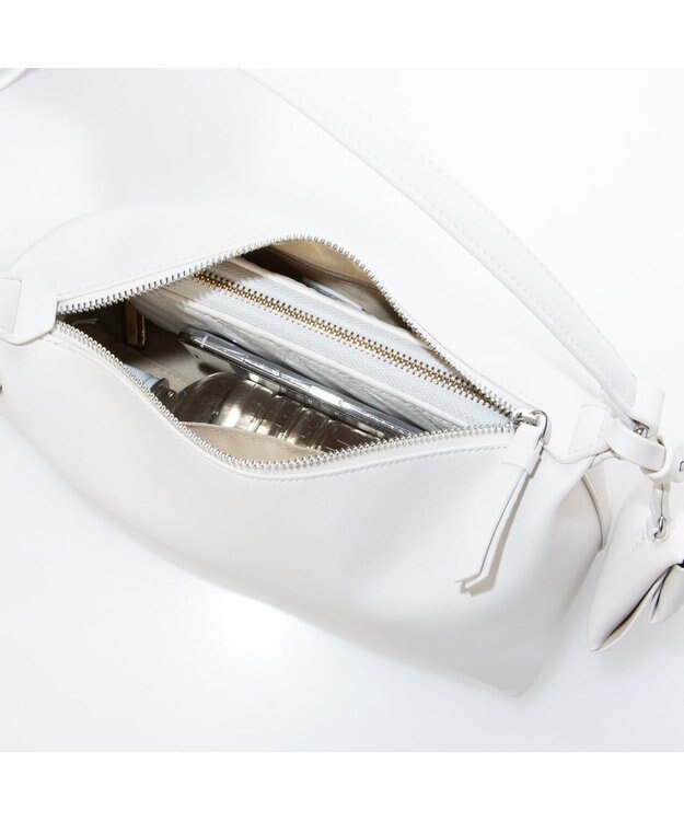 UNBILLION カカトゥ kakatoo / ツイストワンハンドルバッグ アイボリー