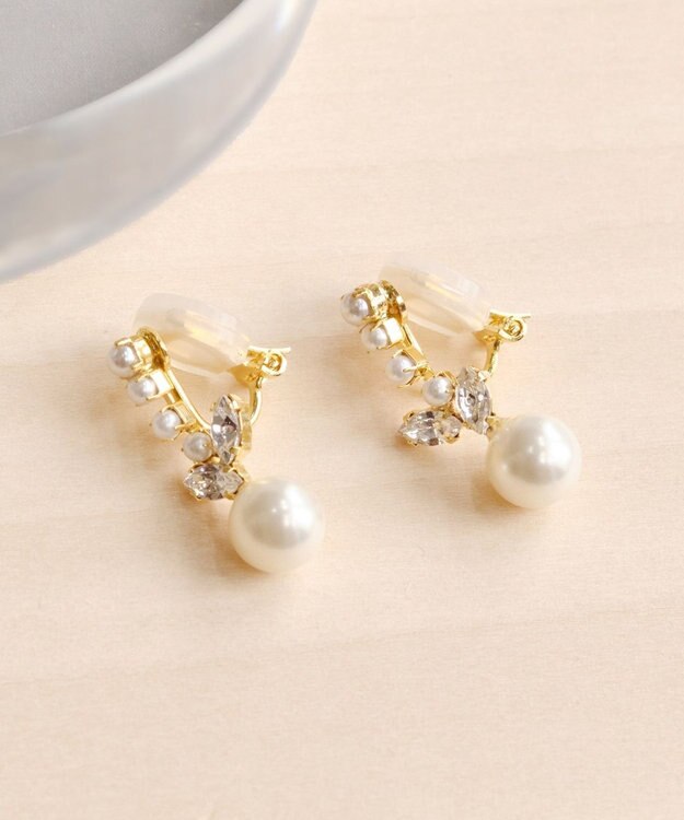 Phoebe ≪TV番組着用商品≫クラシカルドロップパールイヤリング　ゴールド ゴールド