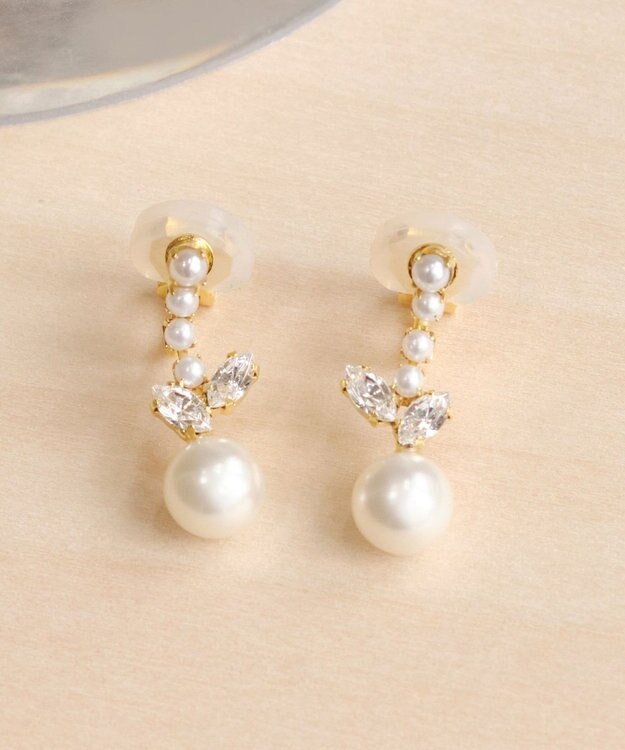 Phoebe ≪TV番組着用商品≫クラシカルドロップパールイヤリング　ゴールド ゴールド