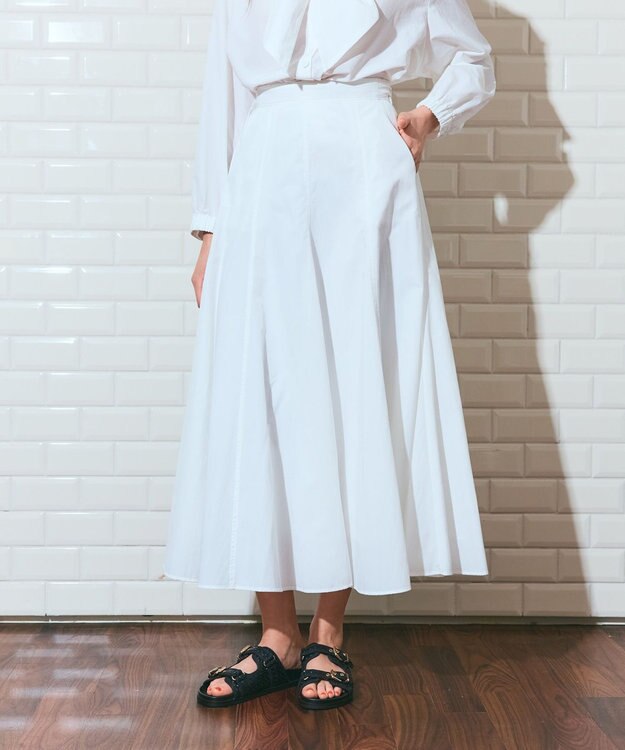 GRACE CONTINENTAL ナイロンボリュームスカート ホワイト
