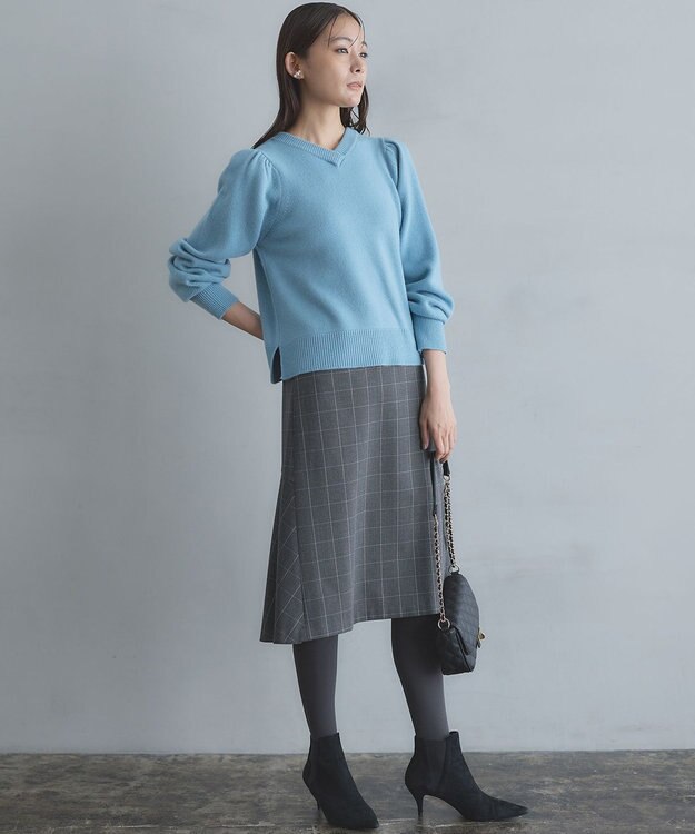 組曲 【8色展開・前後着用可】ウールカシミヤミックス パフスリーブ ニット パウダーブルー系