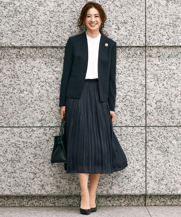 23区 【洗える】シャイニープリーツ スカート ネイビー系