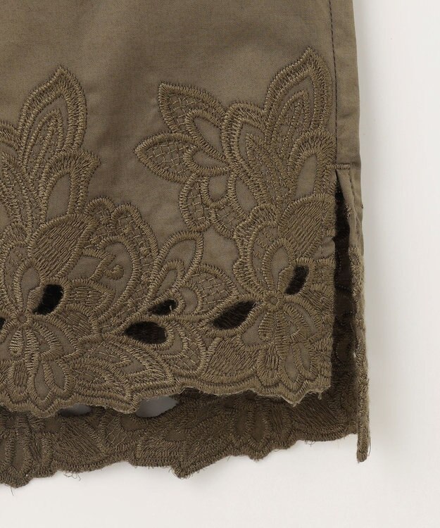自由区 【洗える】裾刺繍エンブロイダリー ブラウス カーキ
