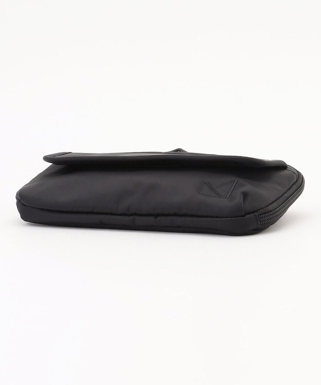 LA BAGAGERIE 【maison vert】 【撥水】撥水ナイロン多機能ポシェット ブラック