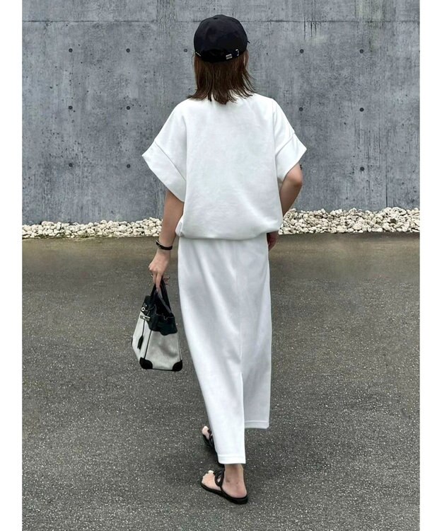 Green Parks バックスリットポンチスカート Off White