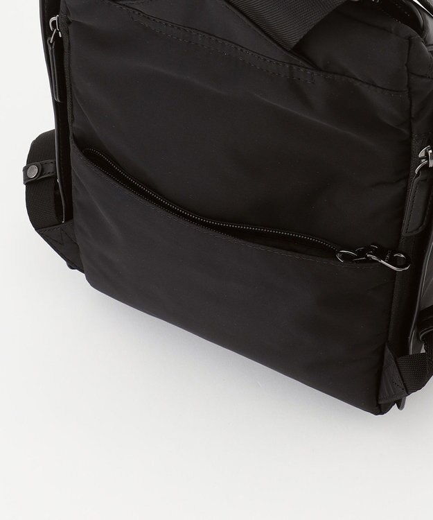 Y'SACCS 【CORDURA×リサイクルレザー】ラウンドフラップミニリュック ブラック