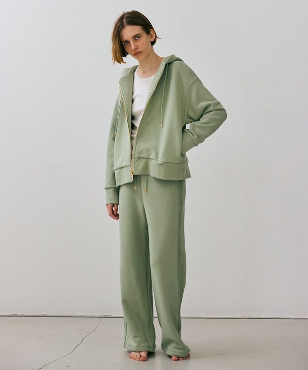 BEIGE， 【BEIGE,ecru/WEB限定・洗える】LOOP BACK / コットンワイドストレートパンツ Leaf