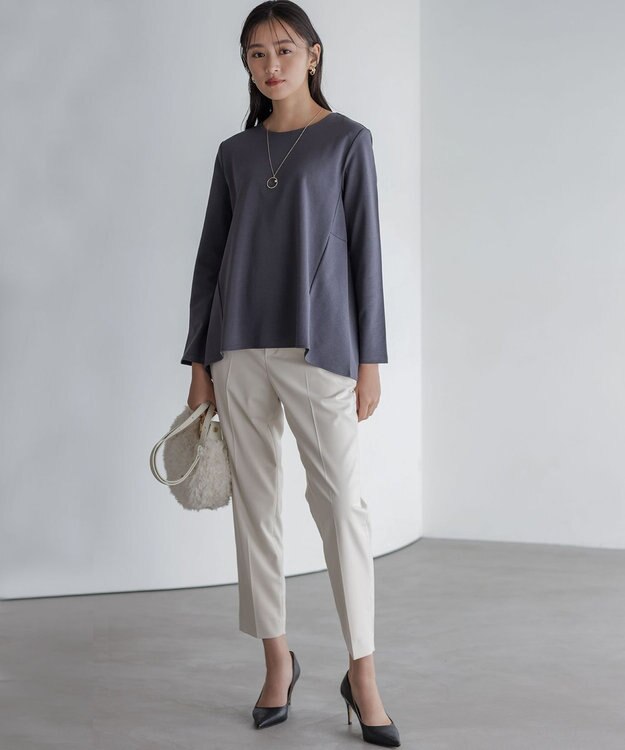 組曲 L ハンサムツイルテーパード パンツ アイボリー系