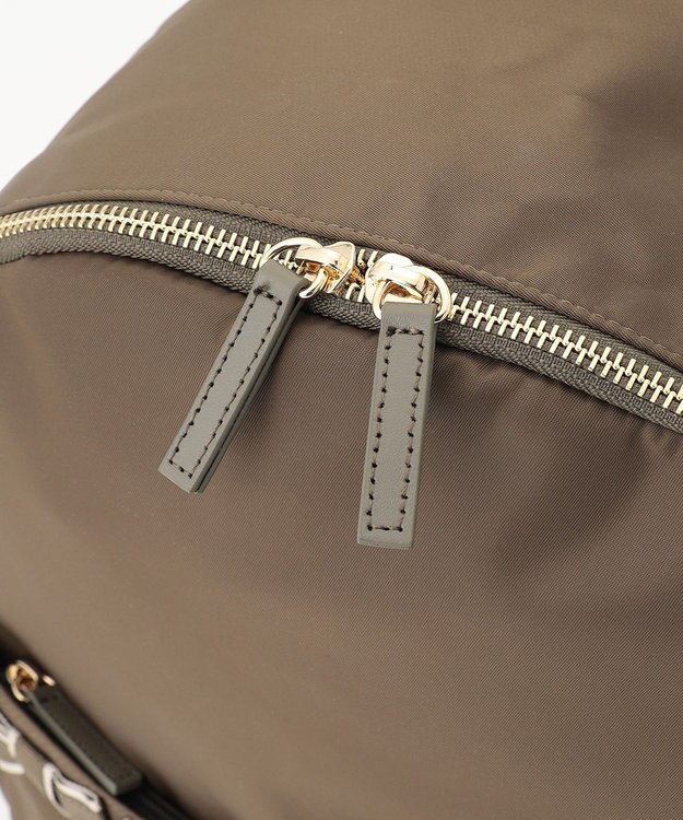 TOCCA 【A4サイズ対応・撥水】OCTUPLE BACKPACK バックパック カーキ系