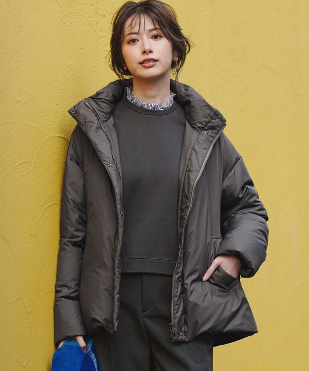 23区 S 【WEB&一部店舗限定】ステッチレス フーデット ダウン チャコールグレー系