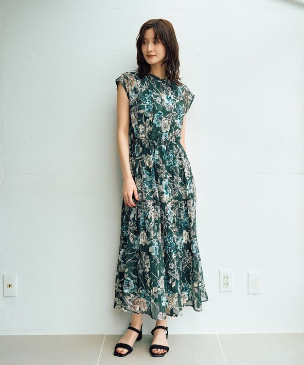 YECCA VECCA 【追加生産】フラワー柄シアープリーツワンピース Ivory