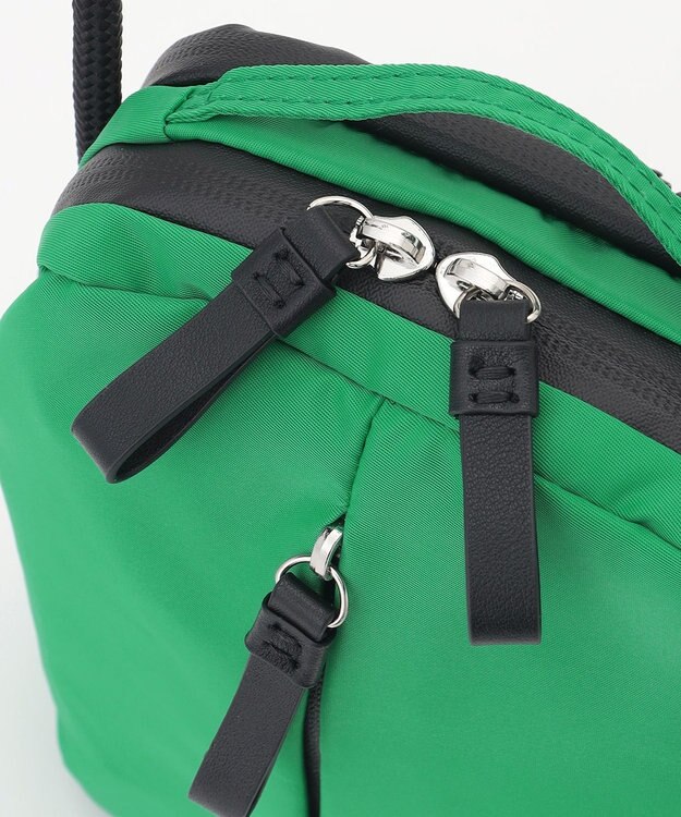 Y'SACCS WELLBA ミニショルダーバッグ グリーン